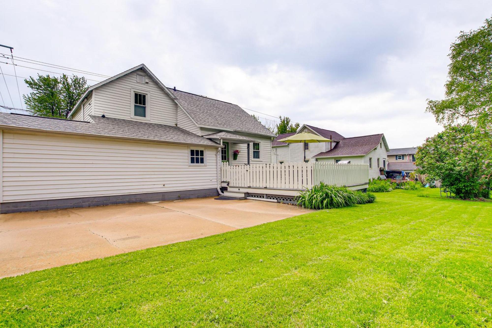 Lavish House With Patio - 2 Blocks To Green Lake! Exterior foto